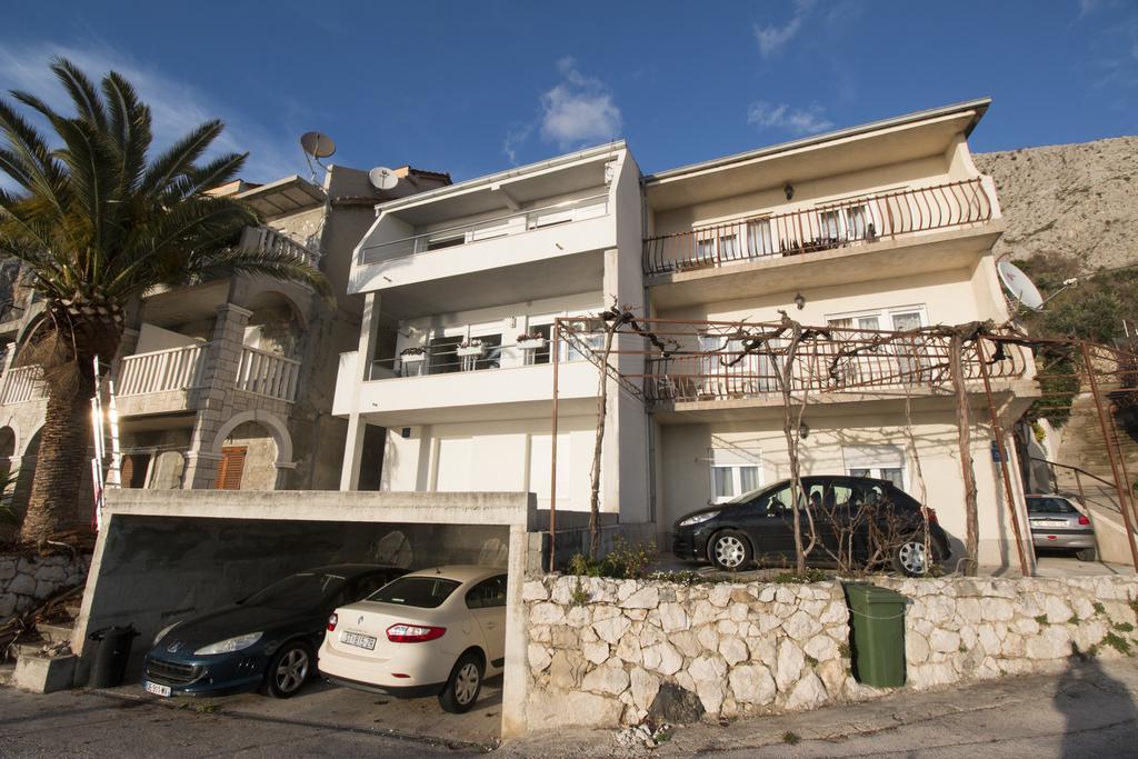 Mate Apartment *